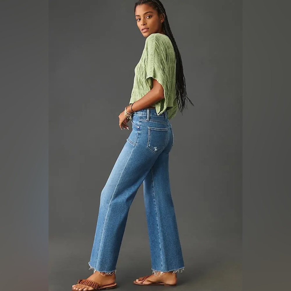 PAIGE Anessa High-Rise Wide-Leg Crop Jeans in Sunnie Distressed - Picture 3 of 15